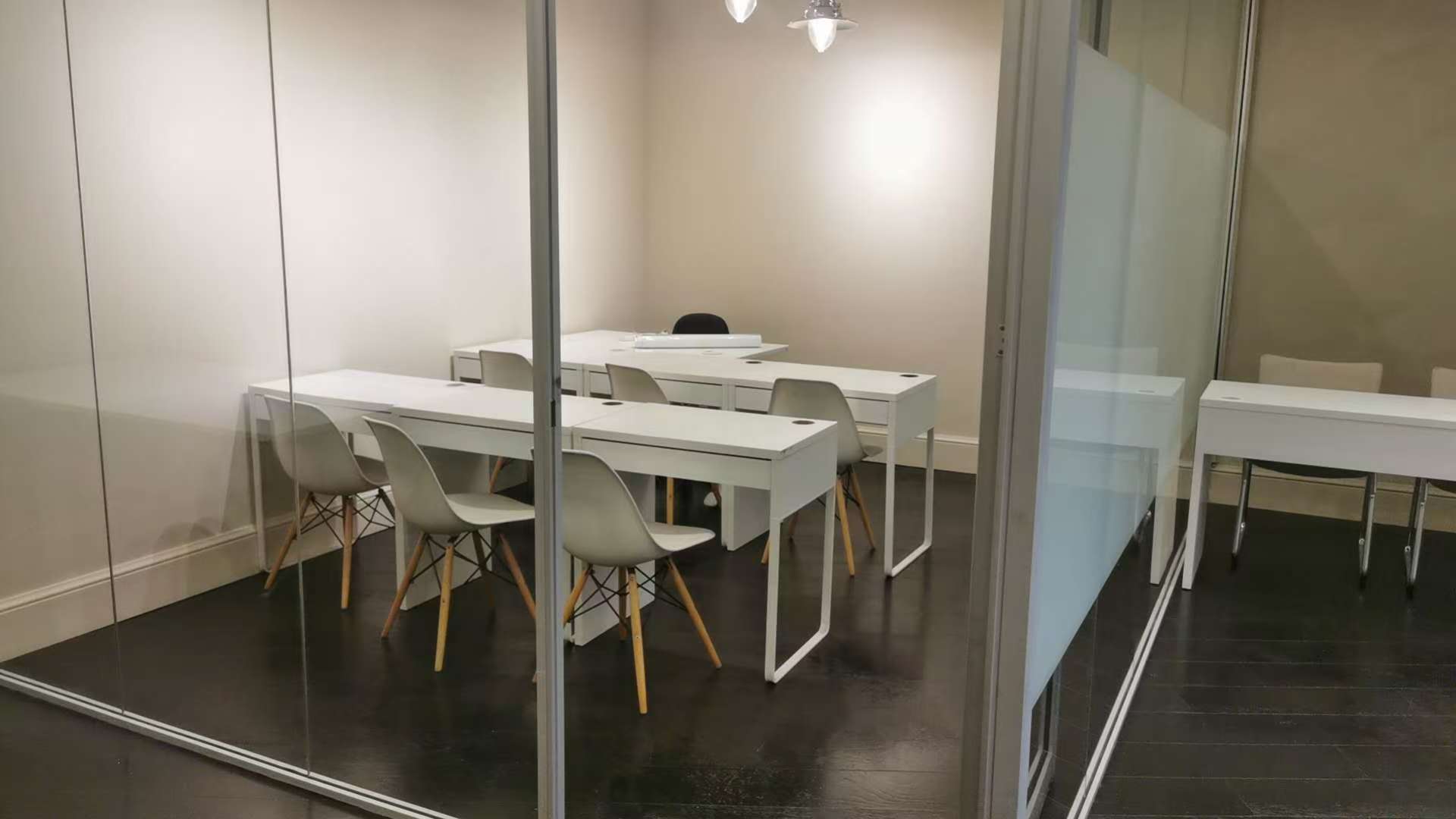 Space to focus